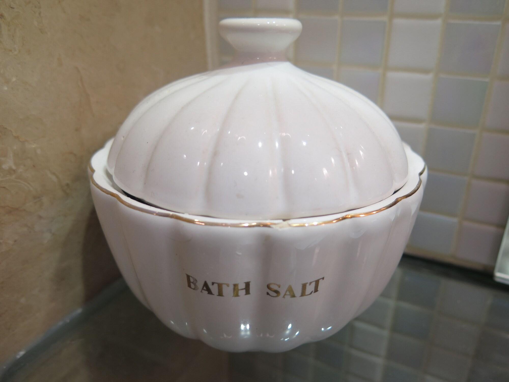 فندق ماركو بولو دافاو Davao City المظهر الخارجي الصورة A container of bath salt