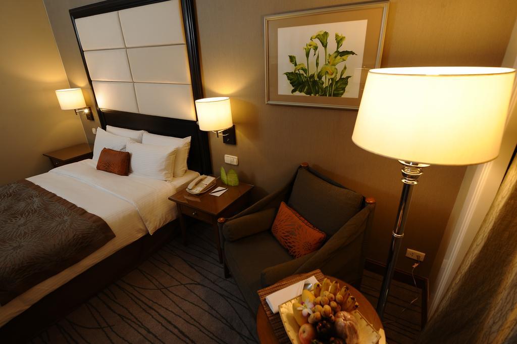 فندق ماركو بولو دافاو Davao City المظهر الخارجي الصورة A room at the hotel