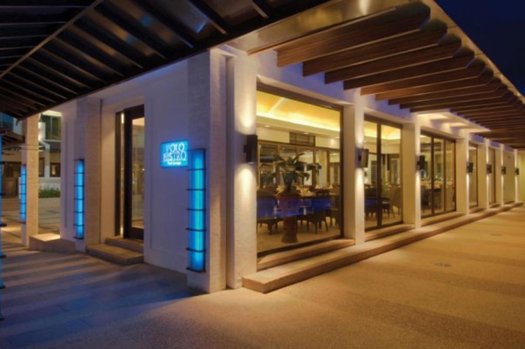فندق ماركو بولو دافاو Davao City المظهر الخارجي الصورة The restaurant at the hotel