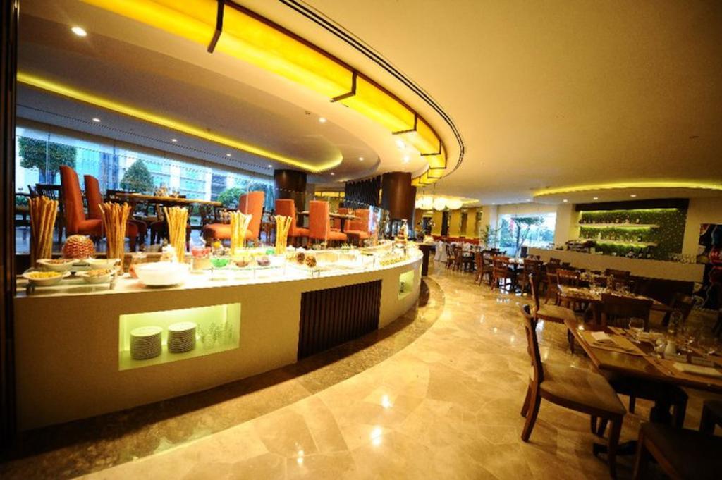 فندق ماركو بولو دافاو Davao City المظهر الخارجي الصورة The restaurant